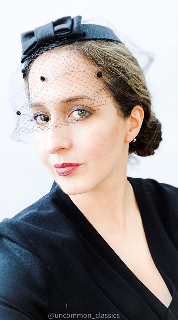 Black fascinator/hat with full veil. Femme fatale… - image 6