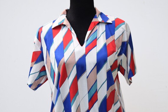80’s polyester, multi colored shirt, with banded … - image 5