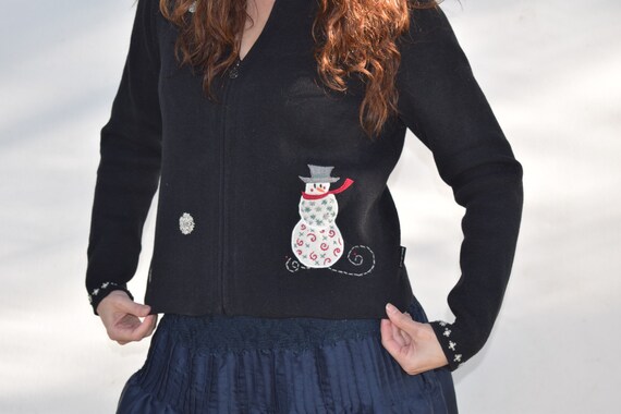 Vintage holiday sweater with snowman by Woolrich. Black zip up snowman cardigan/sweater. Christmas sweater. View 4