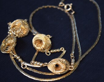 Vintage necklace, delicate chain necklace with abstract spirals. Retro spiral necklace. Layering necklace.