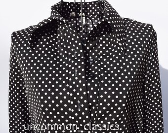 Alex Colman black and white polka dot 70's polyester button top. Made in Japan. 1970’s dagger collar polyester top