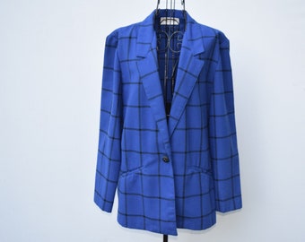 D.K. Gold by Donkenny blue and black blazer.  1990’s oversized blazer.