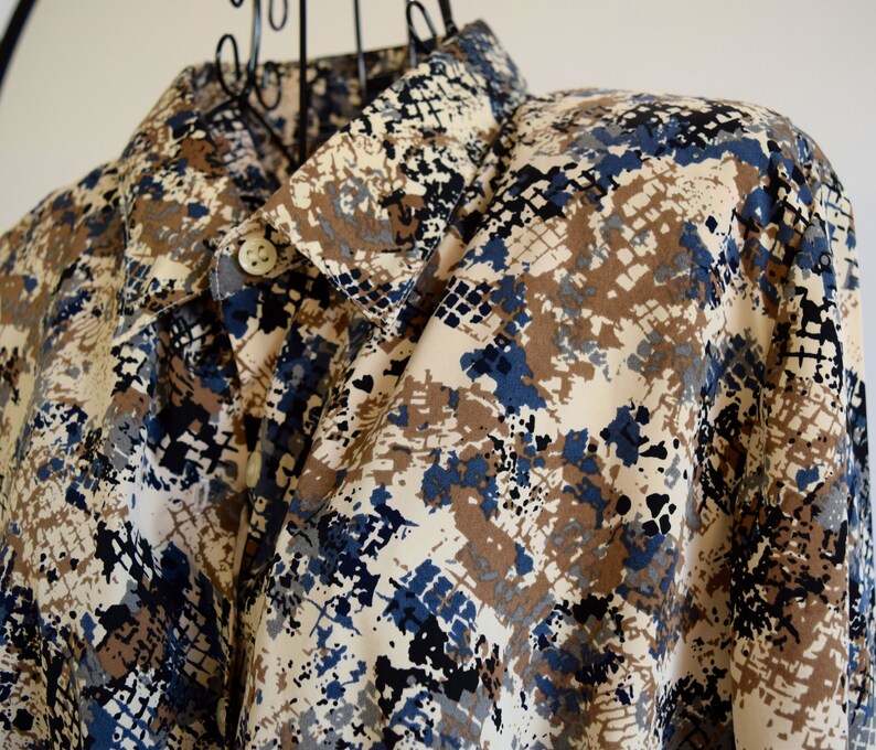 Koret vintage patterned top. 1990s Koret button shirt. Size 20 w. Plus size vintage image 2