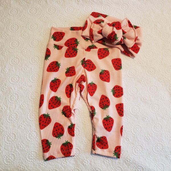 Strawberry Rib Knit Baby Leggings