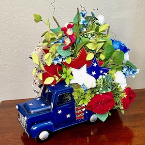 Patriotic Truck Floral Centerpiece: Americana 4th of July Decor