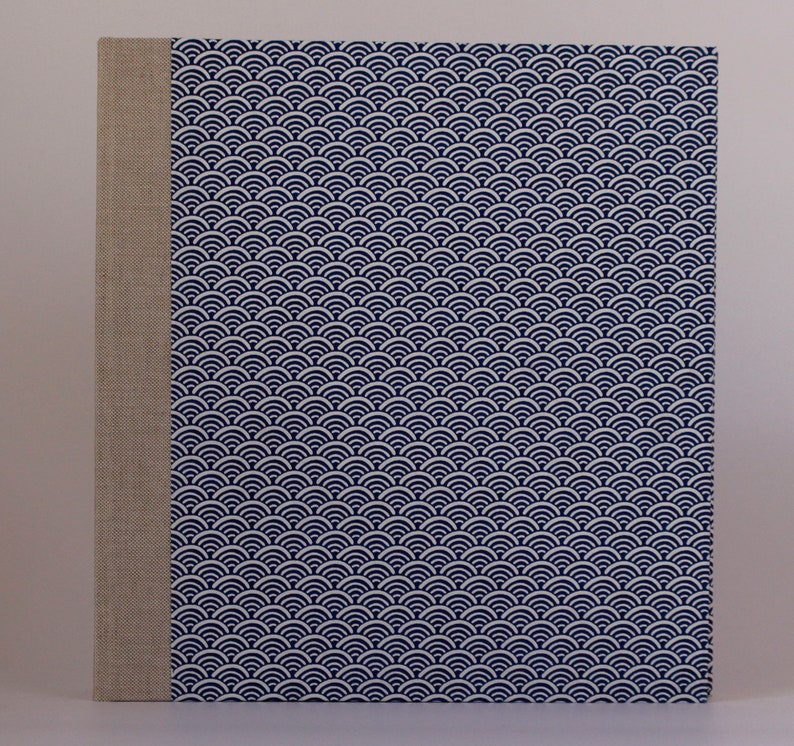 Album photo vague bleu foncé moyen / 24 x 25 cm image 2