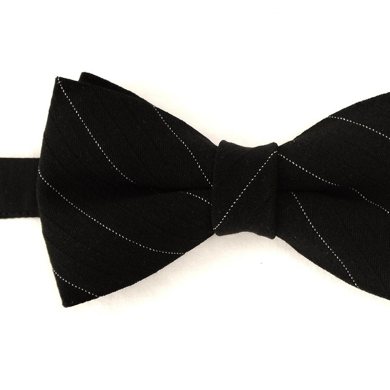 non adjustable bow tie