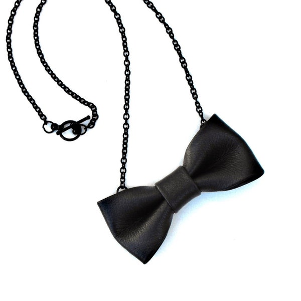 Leather bow necklace, black bow-tie necklace, unique black leather jewelry for women, black bow pendant on black metal chain