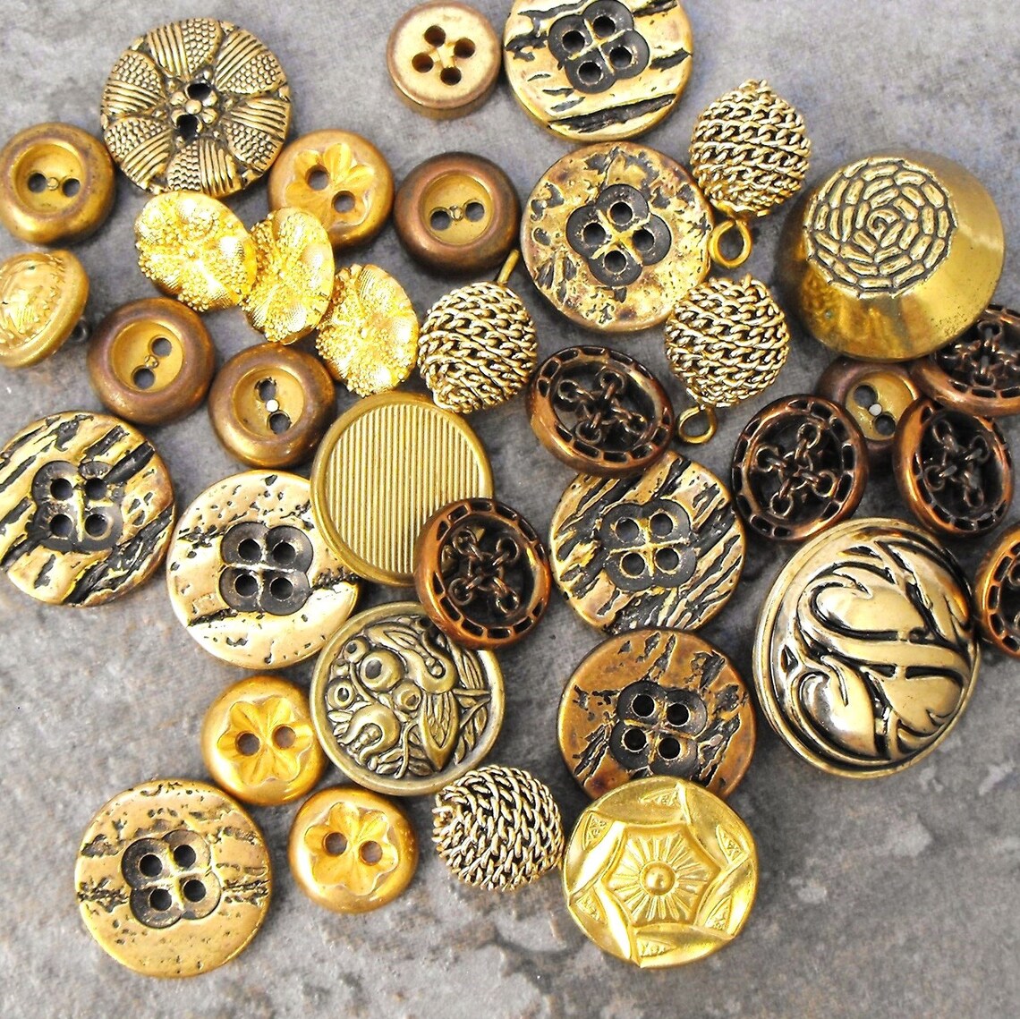 Gold Color Buttons Mixed Lot of 36 Assorted Vintage Buttons Etsy