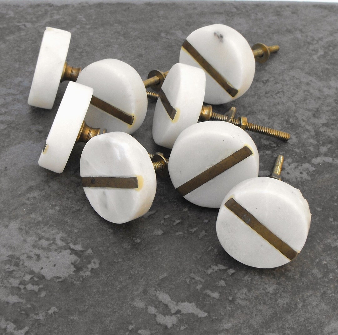 Set of 8 Preowned White Marble Stone Drawer Knobs With Brass Stripes