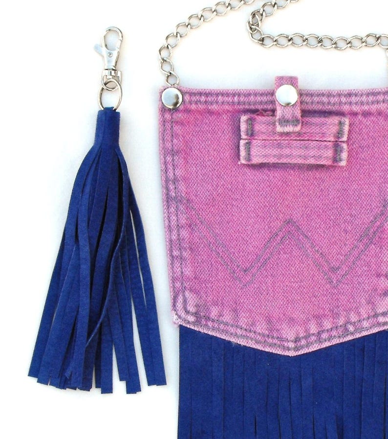 A detachable suede tassel adds plenty of pizzazz!