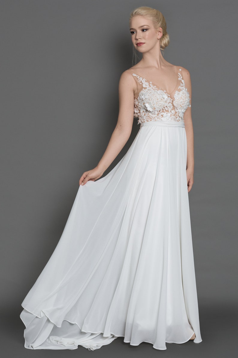 Beach Style Wedding Dresses with Lace