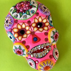 Billie Beads Day of the Dead Hot Pink Skull Pin...Millefiore with Swarovski Crystals!