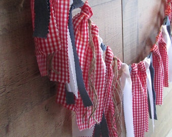 Red White and Blue Gingham Garland Red White Rag Tie Garland Picnic Banner Country Picnic Decor Patriotic BBQ Party USA American 4th of July