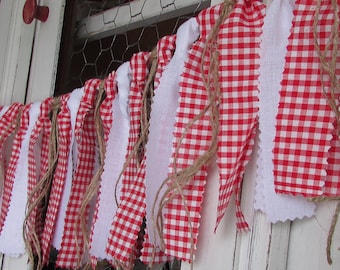 Red & White Gingham Garland, Red White Rag Tie Garland, Picnic Rag Tie Banner, Country Picnic Decor, Picnic Birthday, BBQ Party, Rag Tie Red