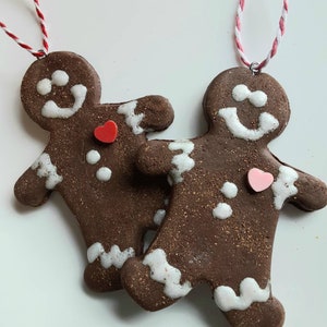 Fake Gingerbread Man Cookies Faux Cookies Valentine's Day Home Decor Gingerbread Man with Heart Display Decor Bakery Food Ornaments Milk image 6