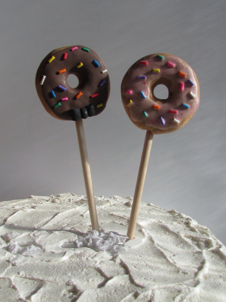 Doughnut Bride & Groom Wedding Cake Topper, Doughnut Wedding Cake Topper, Doughnuts Cake Topper, Doughnut Wedding, Doughnut Bride, Doughnuts image 8