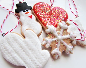 1 MINI Cookie Ornament Small Winter Valentines Ornaments Gift Sugar Cookie Cutouts Traditional Mini Tree Snowman Mitten Snowflake Decor Snow