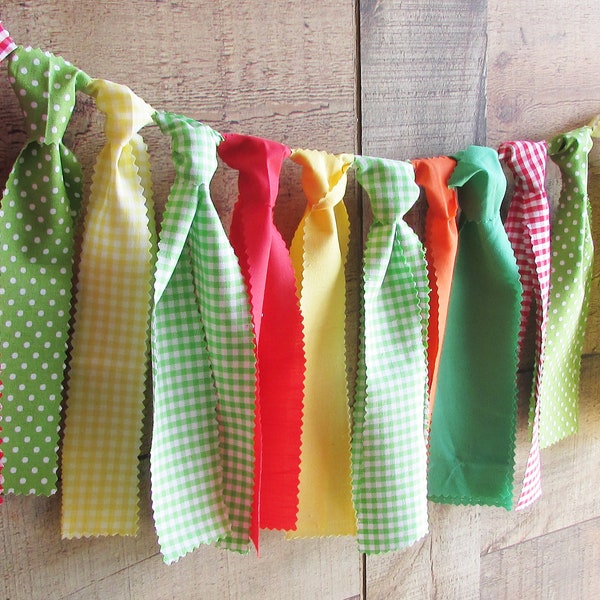 Vegetable Themed Fabric Garland Rag Tie Banner Farmers Market Red Yellow Orange Green Gingham Backyard BBQ Picnic Decor Shower Farm Birthday