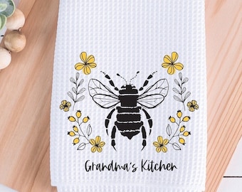 Bee Kitchen Tea Towel, Bee Kitchen Decor, Personalized Gift, Mother's Day Gift, Housewarming Gift, Hostess Gift, Bee with Flowers