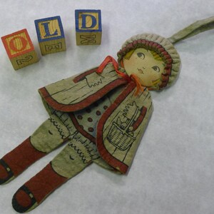 Felted doll pin cushion - c. 1920s - [free shipping!]