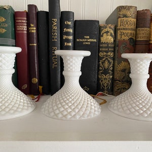 Milchglas Kerzenhalter - Englischer Hobnail (5er Set)