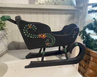 Tabletop wood sleigh