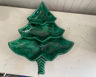Ceramic Christmas tree sectioned dish (14")