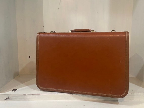Vintage Taperlite suitcase [brown] - image 1