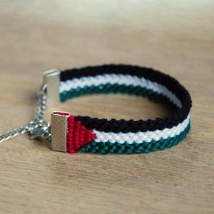 Palestine flag bracelet, Adjustable palestinian flag friendship bracelet image 1