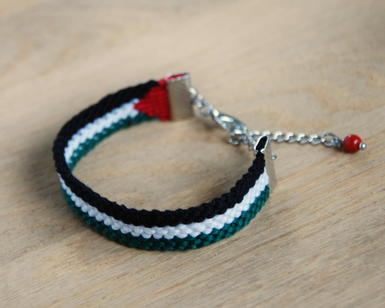 Palestine flag bracelet, Adjustable palestinian flag friendship bracelet image 3