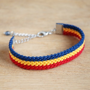 Romanian flag friendship bracelet, Flag of Romania bracelet image 6