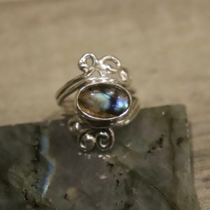 Labradorite Ring, Sterling Silver Ring, Statement ring, size 6.5 Gemstone Jewelry, Elvish Ring, Oval Stone, Artisan Ring, Elven Jewelry
