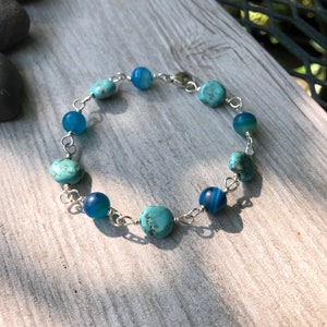 Turquoise and Blue Striped Agate Bracelet, Turquoise Bracelet, Blue Bead Bracelet, Turquoise Jewelry, Sterling Silver Boho Stacking Bracelet