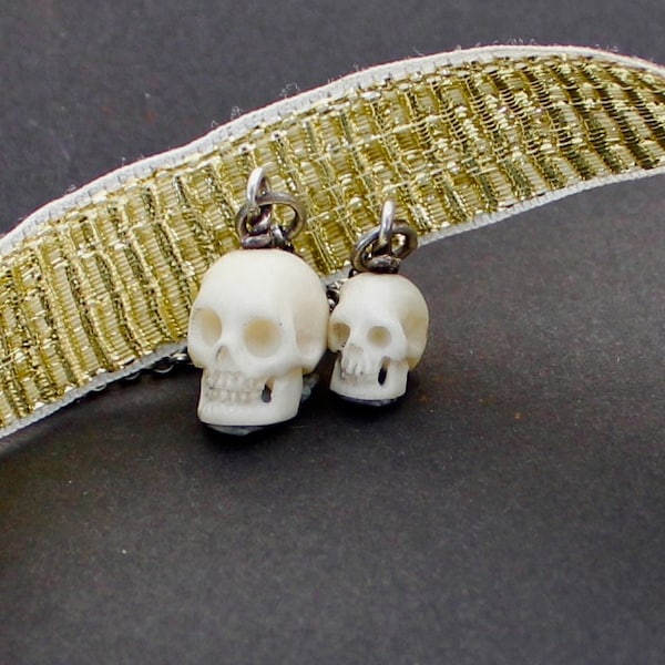 Hand Carved Skull Charm, Large and Small.  Bone carved skull. memento mori skull, mourning jewelry, halloween jewelry.