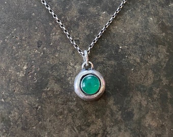 Green Onyx and sterling silver Add ON. add some colour to your meaningful necklace. 6mm green onyx set  in a nugget of sterling silver.