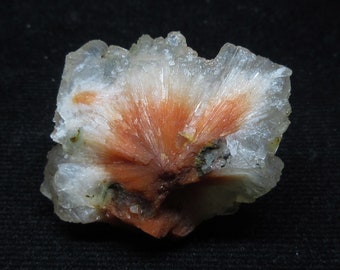 スコレサイト　カルセドニー スコレサイトwithカルセドニー 原石 | 原石 | Crystals by Purely