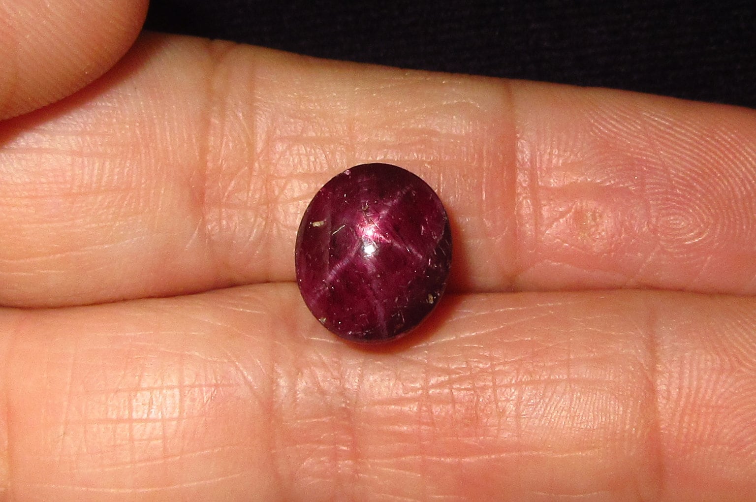 国産鉱物1172 国産の宝石スタールビー単結晶 il_fullxfull.4940021233_p4b9.jpg
