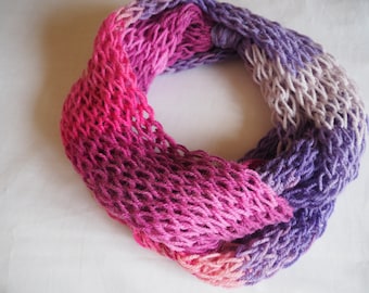 Lightweight Knitted Infinity Scarf: Wool Blend Dropped Stitch Cowl
