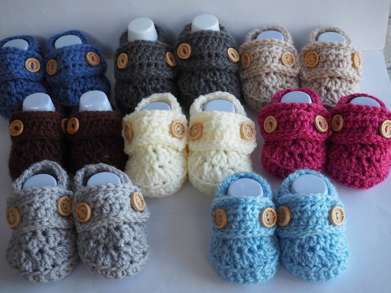 gender reveal box gender reveal gift gender reveal booties. baby shower pregnancy reveal to grandparents pregnancy announcement booties