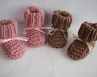 Chunky Knit Baby Booties: Handmade Unisex Baby Slippers