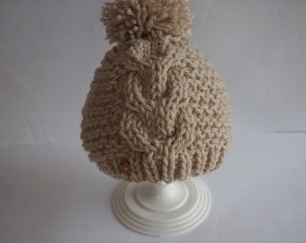 Chunky knit baby hat, pom pom hat, beanie baby hat, photo prop hat, hand knitted baby hat, chunky knit baby hat, baby shower gift.