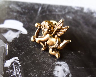 Valantine's Day Cupid Pin Gift Goldtone Romantic Cute Little Brooch, In Love Couples Presents