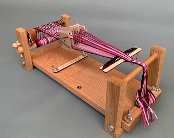 Ultimate Guide to Inkle Loom Weaving with Free Projects