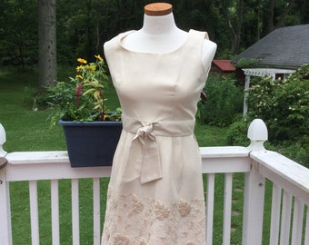 Kay Windsor Dress 60s Dress ivory Minamalist MCM Dress 1960s Dress Textured  Scooter Dress SM