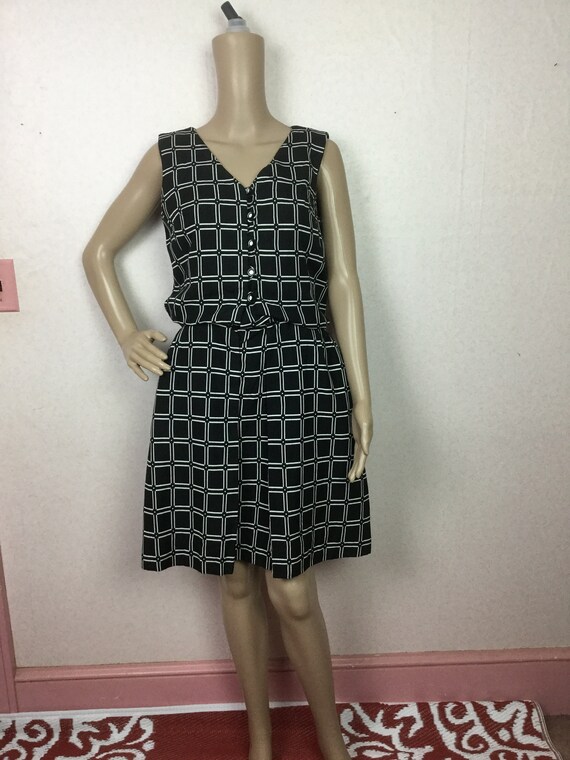 black and white 60's dress