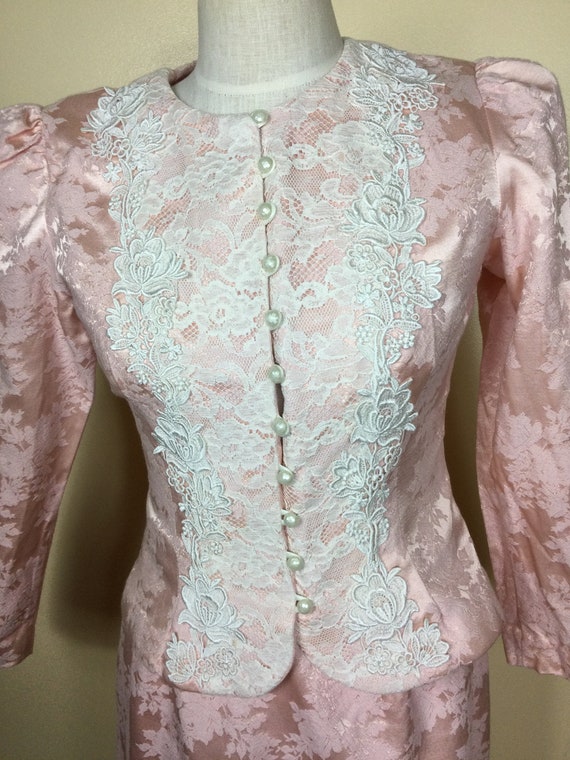 SALE Vintage WEDDING dress Cache Chantilly Lace C… - image 9