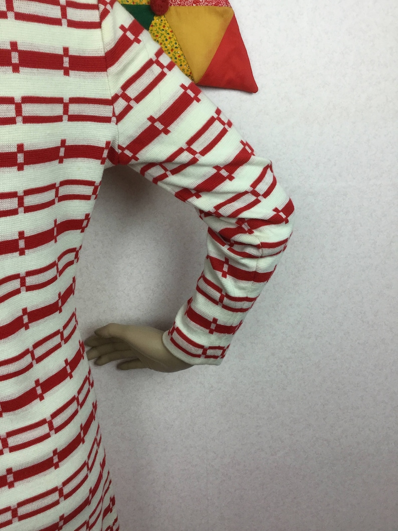 New Old Stock 1960s Mod Dress Vintage 70s Red /&White Italian Knit Dress MED
