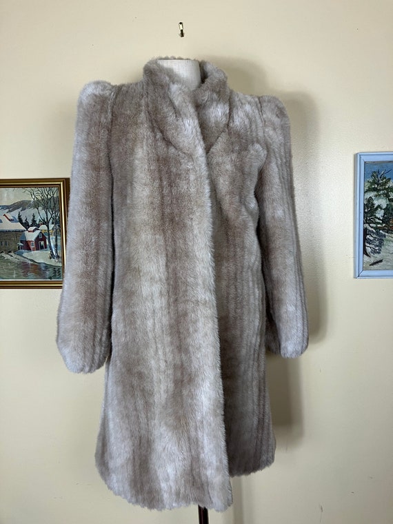 Vintage 70s Faux Fur Coat Blonde  ,Plush Fur  Whit