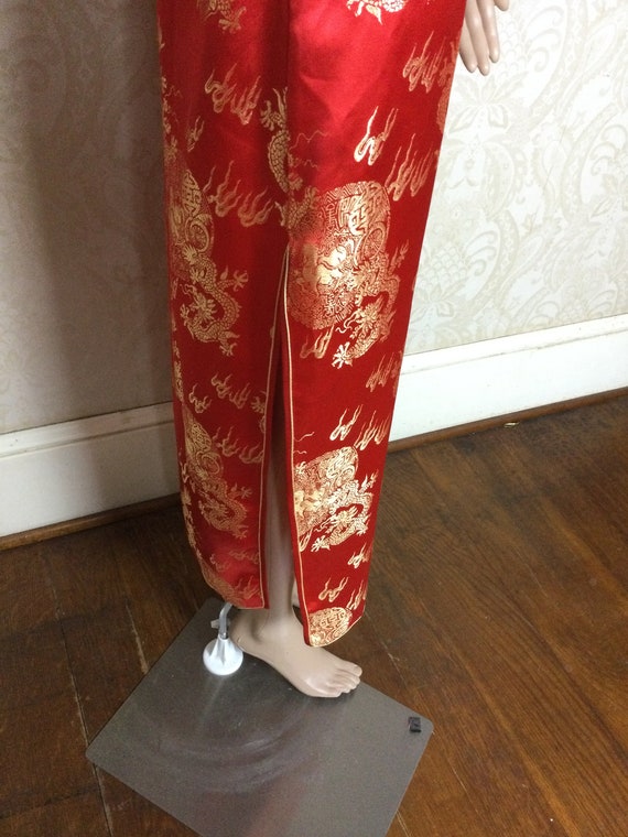 Vintage  Red & Gold cheongsam  Satin oriental asi… - image 4